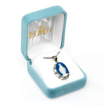 Load image into Gallery viewer, Cameo Miraculous Medal.